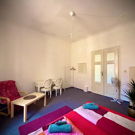 Just 3 Min Walk Old Town Center Private B