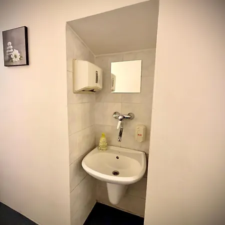 Privat bolig Just 3 Min Walk Old Town Center Private B *