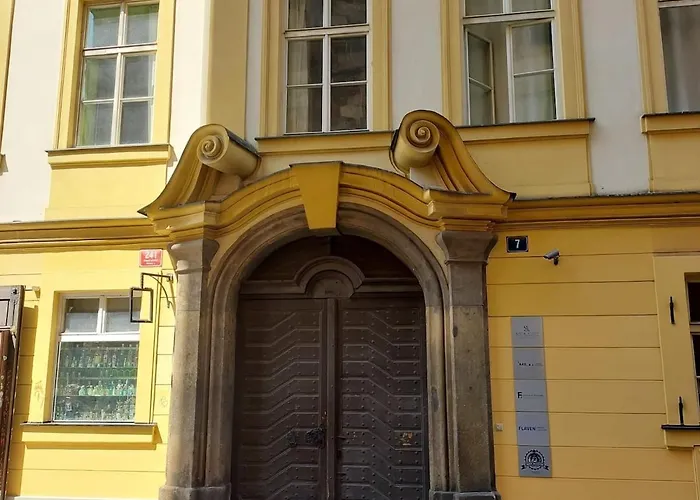 Apartament Just 3 Min Walk Old Town Center Private B *
