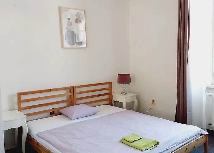 Just 3 Min Walk Old Town Center Private B Praga
